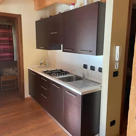 1400 Nuova Gestione فندق 3*