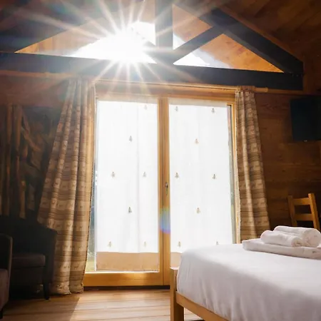 1400 Nuova Gestione Hotell